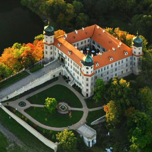 Zámek Mníšek pod Brdy